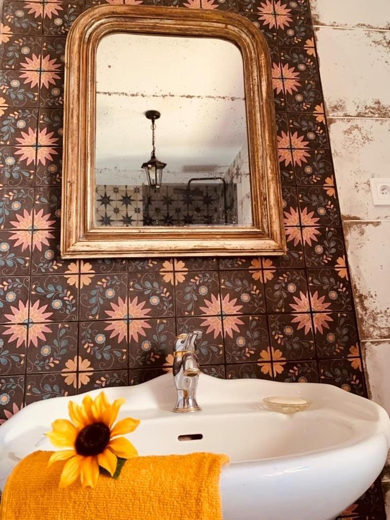 Bed and Breakfast La Babayaga Capestang Exterior foto